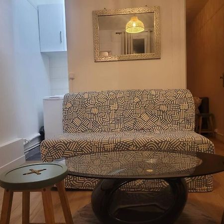 Charmant Appartement Pres De Montmartre Paris Exterior photo
