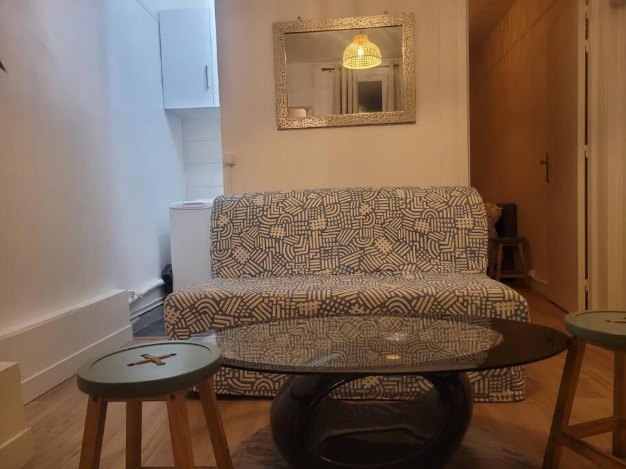 Charmant Appartement Pres De Montmartre Paris Exterior photo